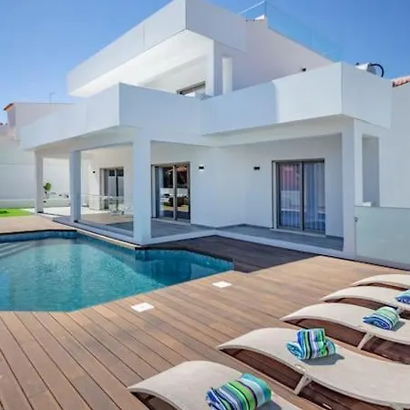 Villa Krystal Bay *