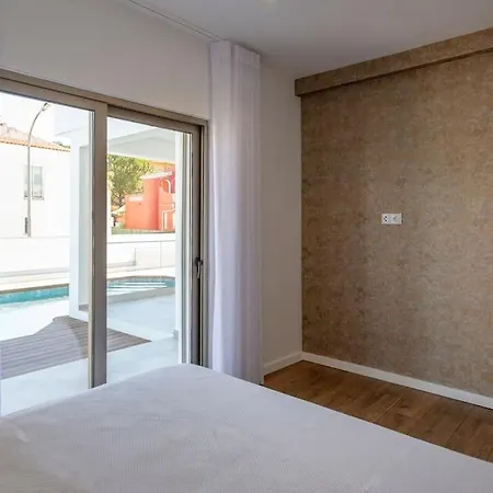 Krystal Bay Албуфейра