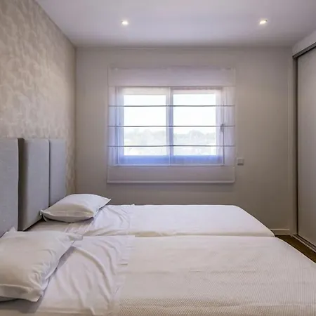 Krystal Bay Villa Albufeira