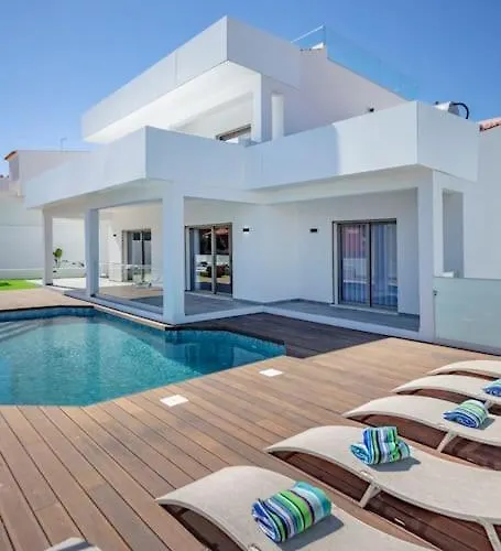 Villa Krystal Bay *